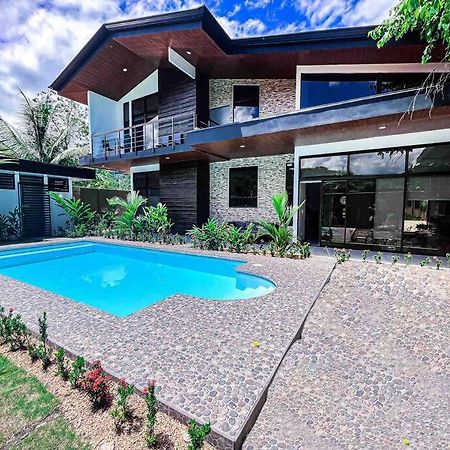 Hector House Villa Увита Екстериор снимка