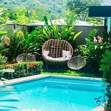 Hector House Villa Увита Екстериор снимка