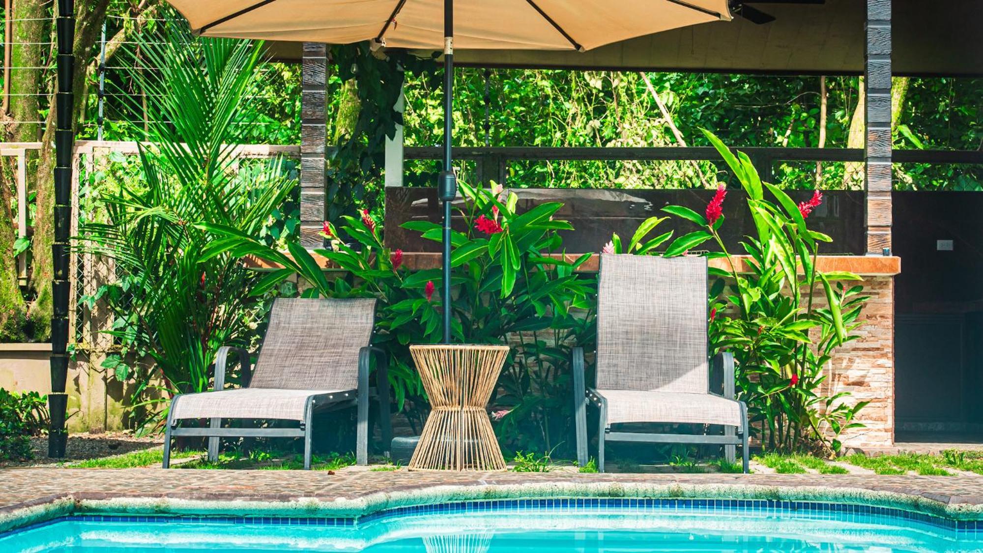 Hector House Villa Увита Екстериор снимка