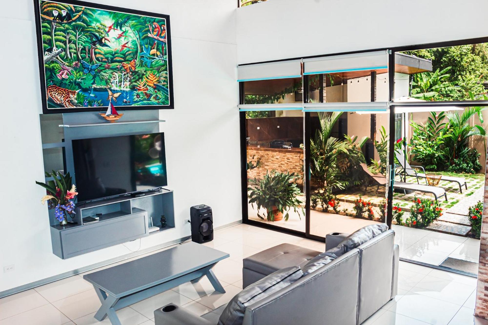 Hector House Villa Увита Екстериор снимка